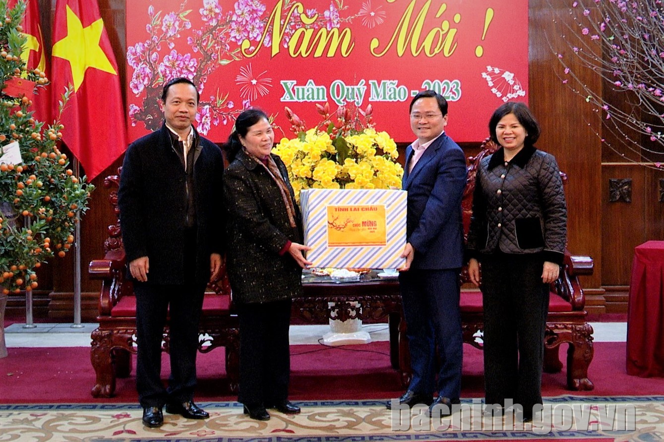 Đoàn đại biểu tỉnh Lai Châu thăm, chúc Tết tỉnh Bắc Ninh